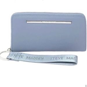 Steve Madden Blue Wristlet